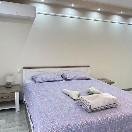 Apartament Deluxe Karina-Free Parking Burgas City Exterior foto