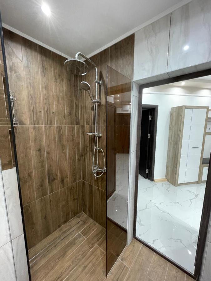 Apartament Deluxe Karina-Free Parking Burgas City Exterior foto
