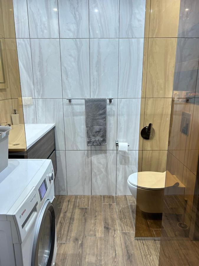 Apartament Deluxe Karina-Free Parking Burgas City Exterior foto